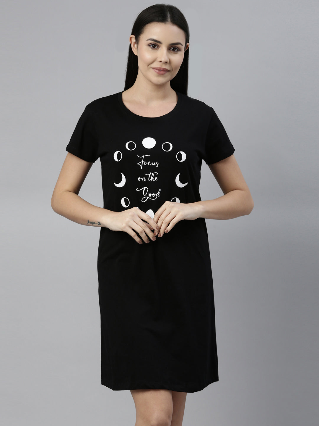 CURARE Women Printed Round Neck Black LongTees