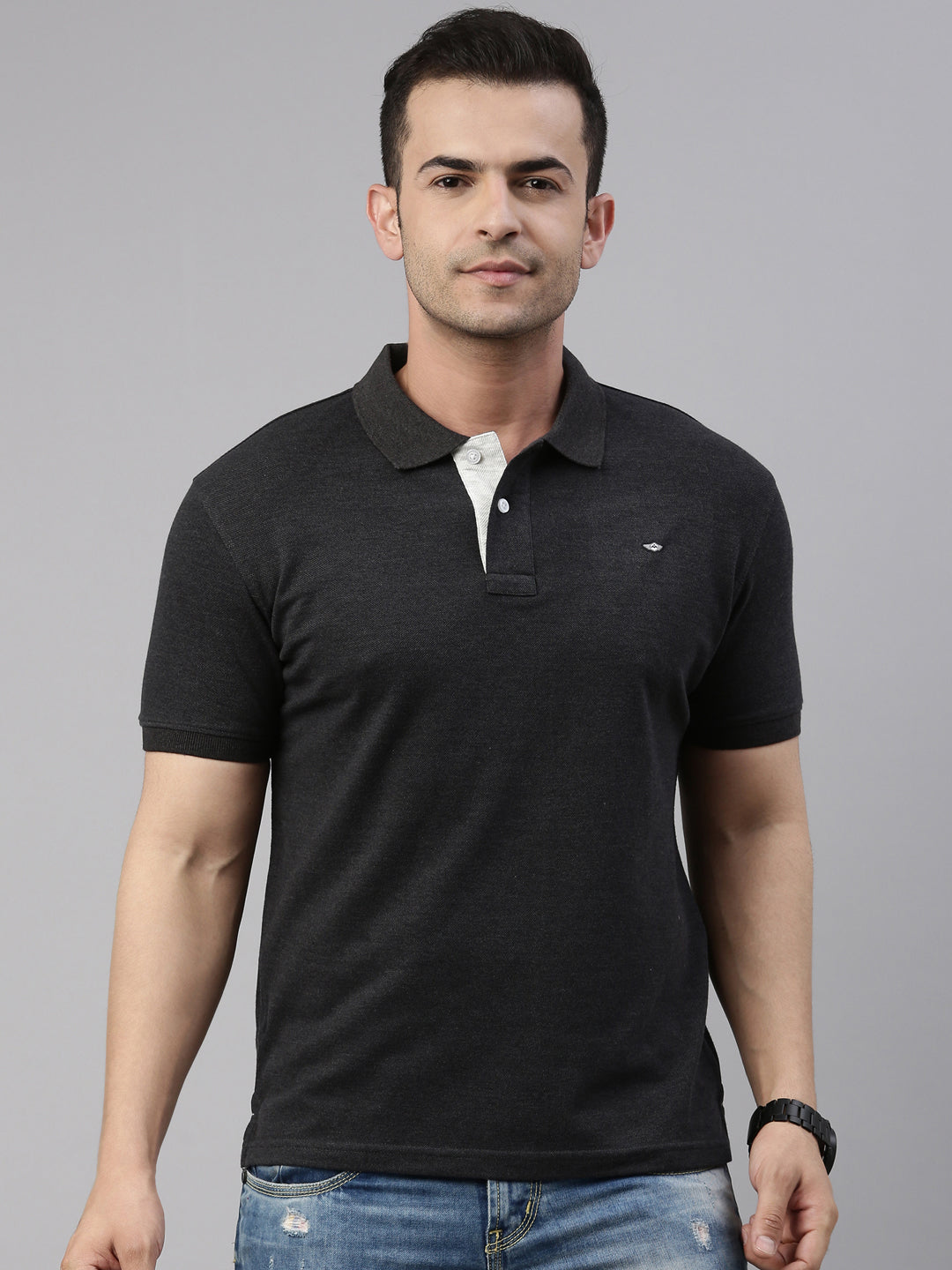 Men Black Solid Polo Collar T-shirt
