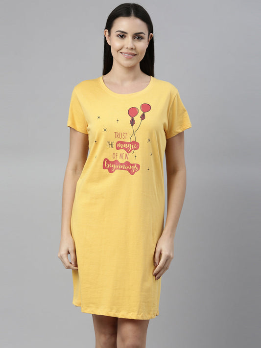 CURARE Women Printed Round Neck Yellow LongTees