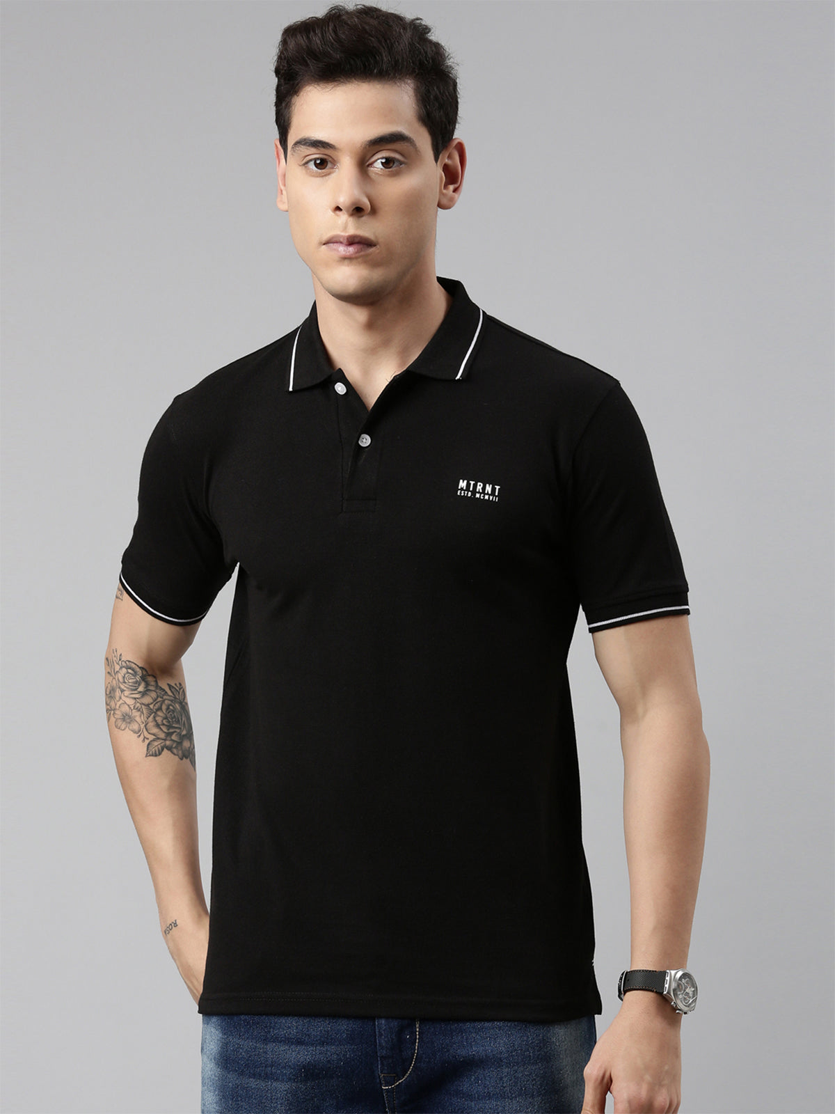 Men Solid Polo Collar Black T-shirt