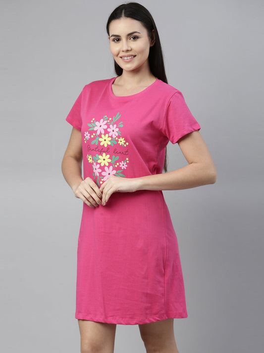 CURARE Women Printed Round Neck Fuchsia LongTees