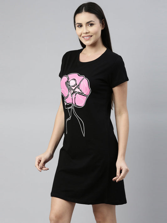 CURARE Women Printed Round Neck Black LongTees