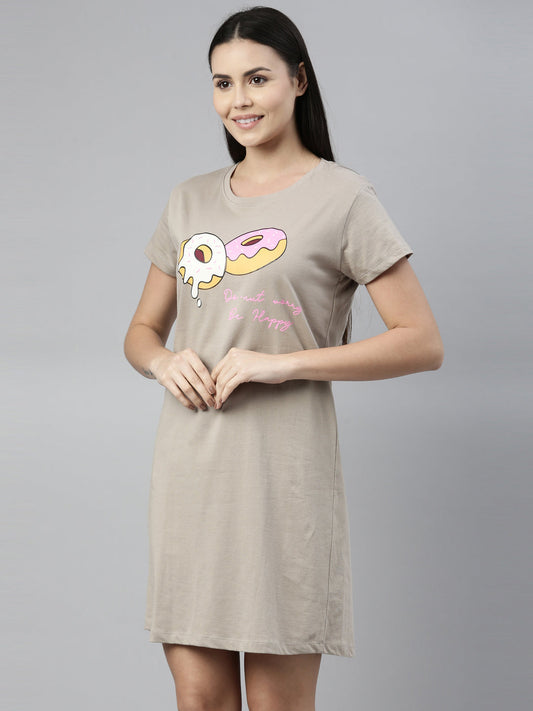 CURARE Women Printed Round Neck Brown LongTees