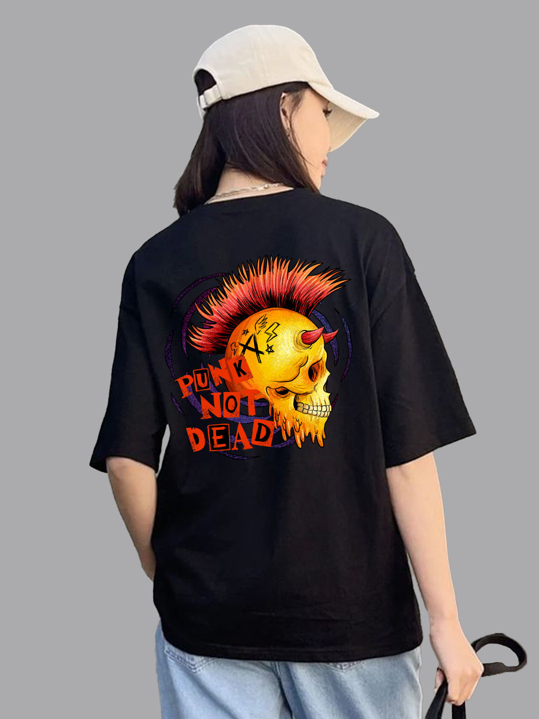 Broon Women Printed Oversize Round Neck Black T-Shirt