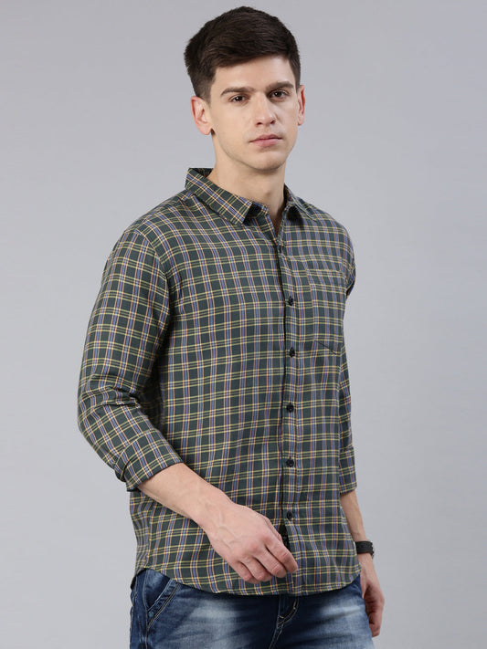 Men Green and Yellow Checked Cotton Blend Casual Full Sleeve Shirt