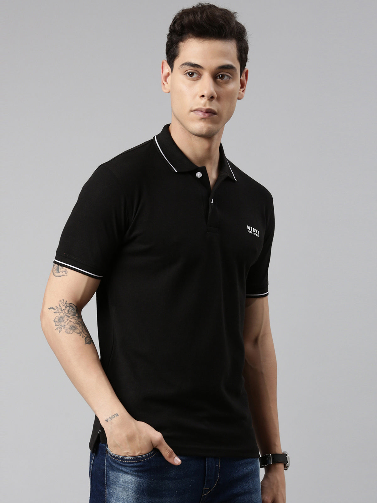 Men Solid Polo Collar Black T-shirt