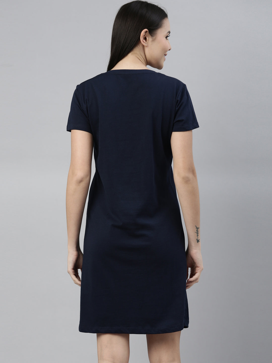 CURARE Women Printed Round Neck Navy Blue LongTees