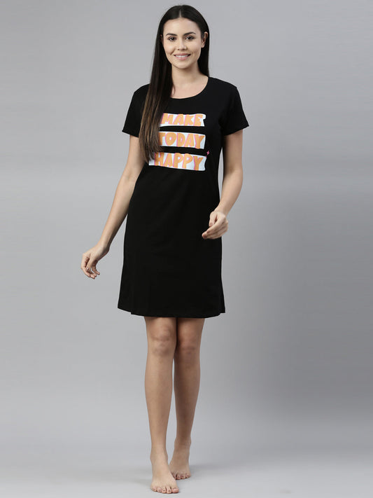 CURARE Women Printed Round Neck Black LongTees