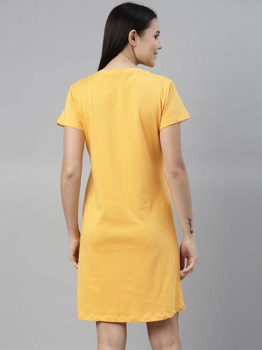 CURARE Women Printed Round Neck Yellow LongTees
