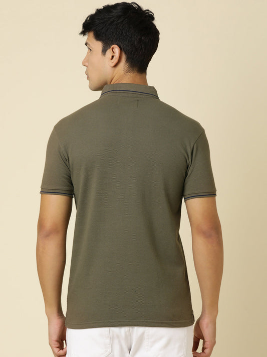 Men Solid Polo Neck Olive T-Shirt
