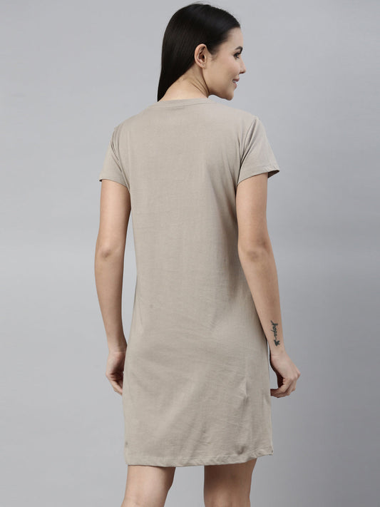 CURARE Women Printed Round Neck Brown LongTees