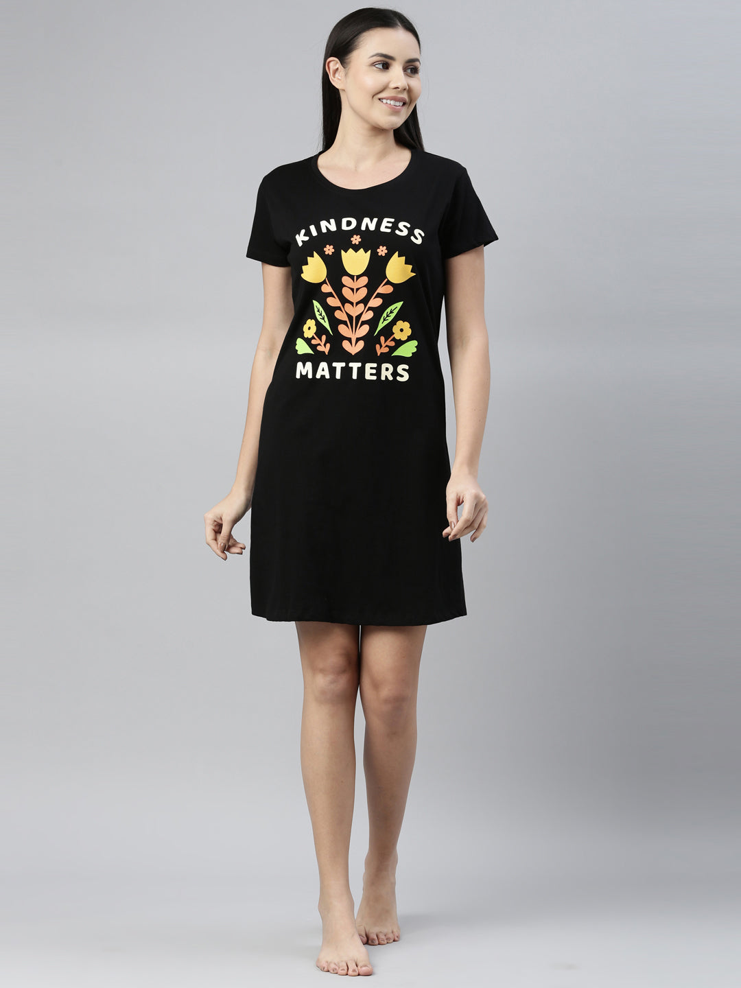 CURARE Women Printed Round Neck Black LongTees