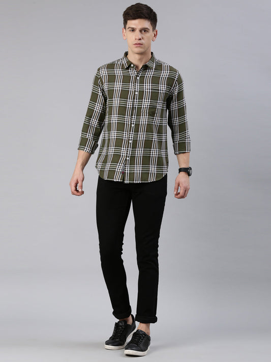 Men Green and White Checked Cotton Blend Casual Full Sleeve Shirt