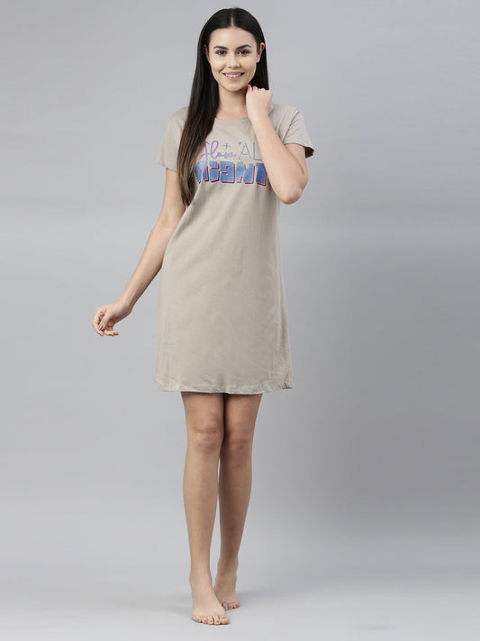 CURARE Women Printed Round Neck Brown LongTees