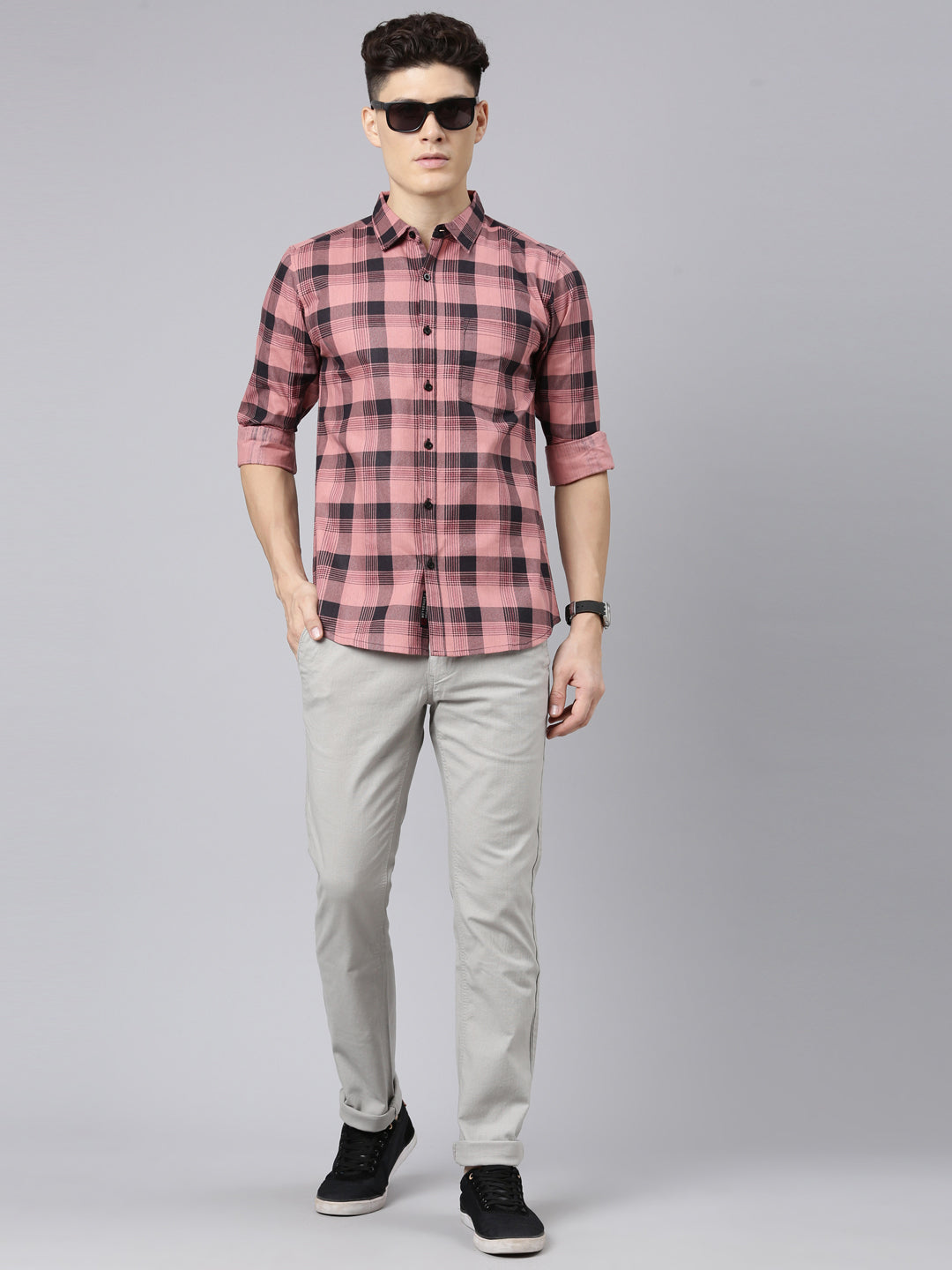Men Pink And Black Checkered Pure Cotton Full Sleeve Casual Shirt