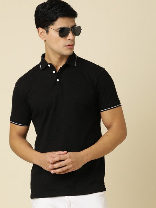 Men Solid Polo Neck Black T-Shirt