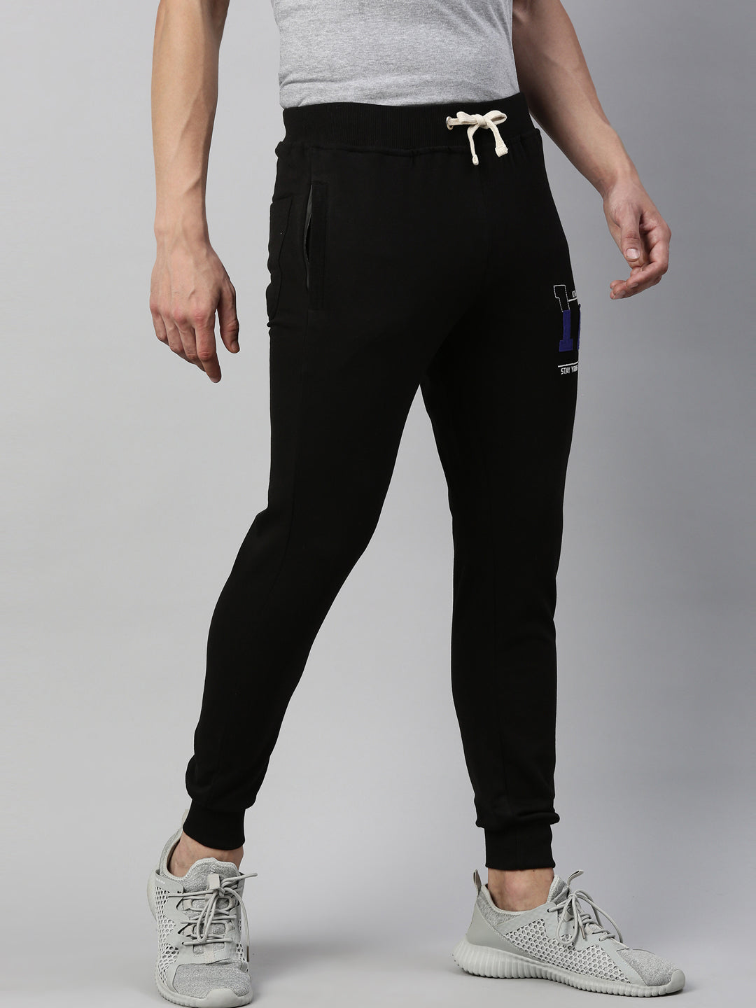JOVEN MEN T-SHIRT AND JOGGER TRACKSUIT