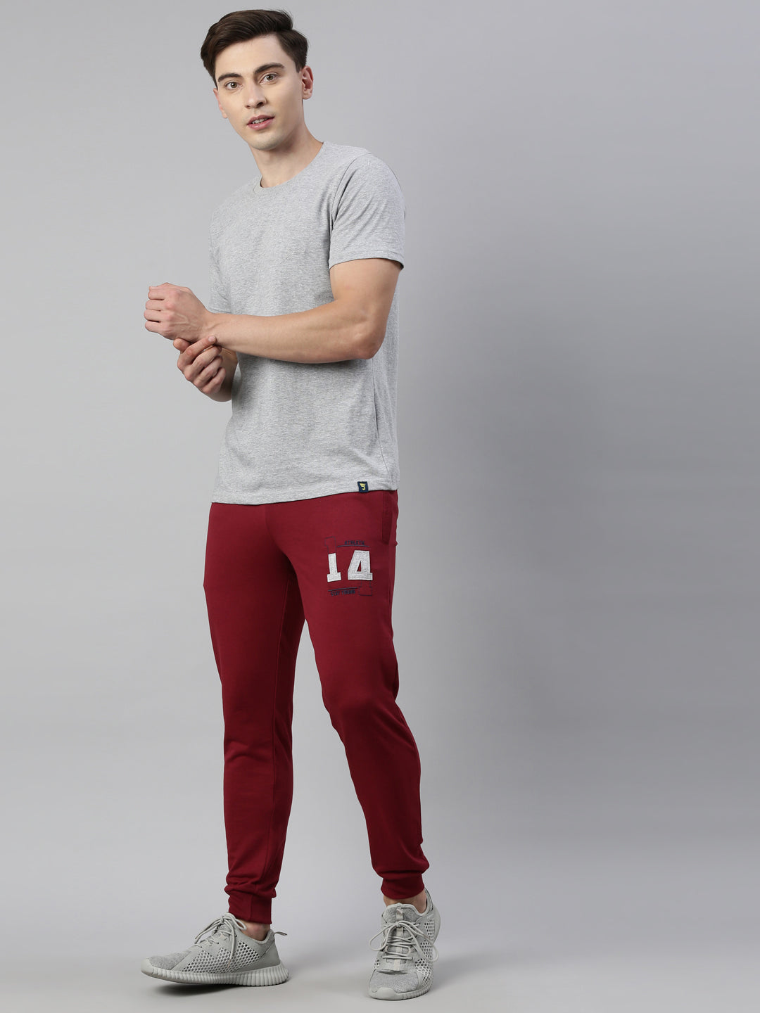 JOVEN MEN T-SHIRT AND JOGGER TRACKSUIT