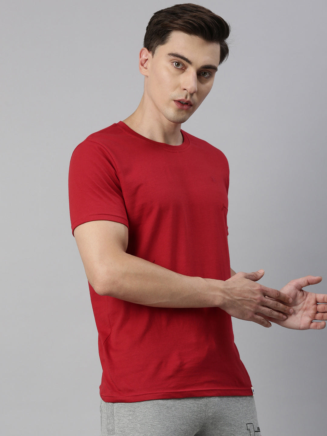 JOVEN ALL PURPOSE ROUND NECK T-SHIRT