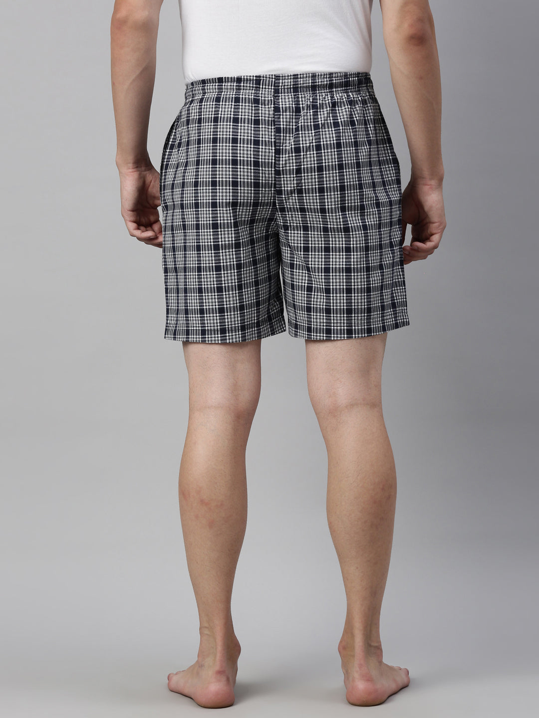 JOVEN MEN CHECKED PURE COTTON EASY SHORTS