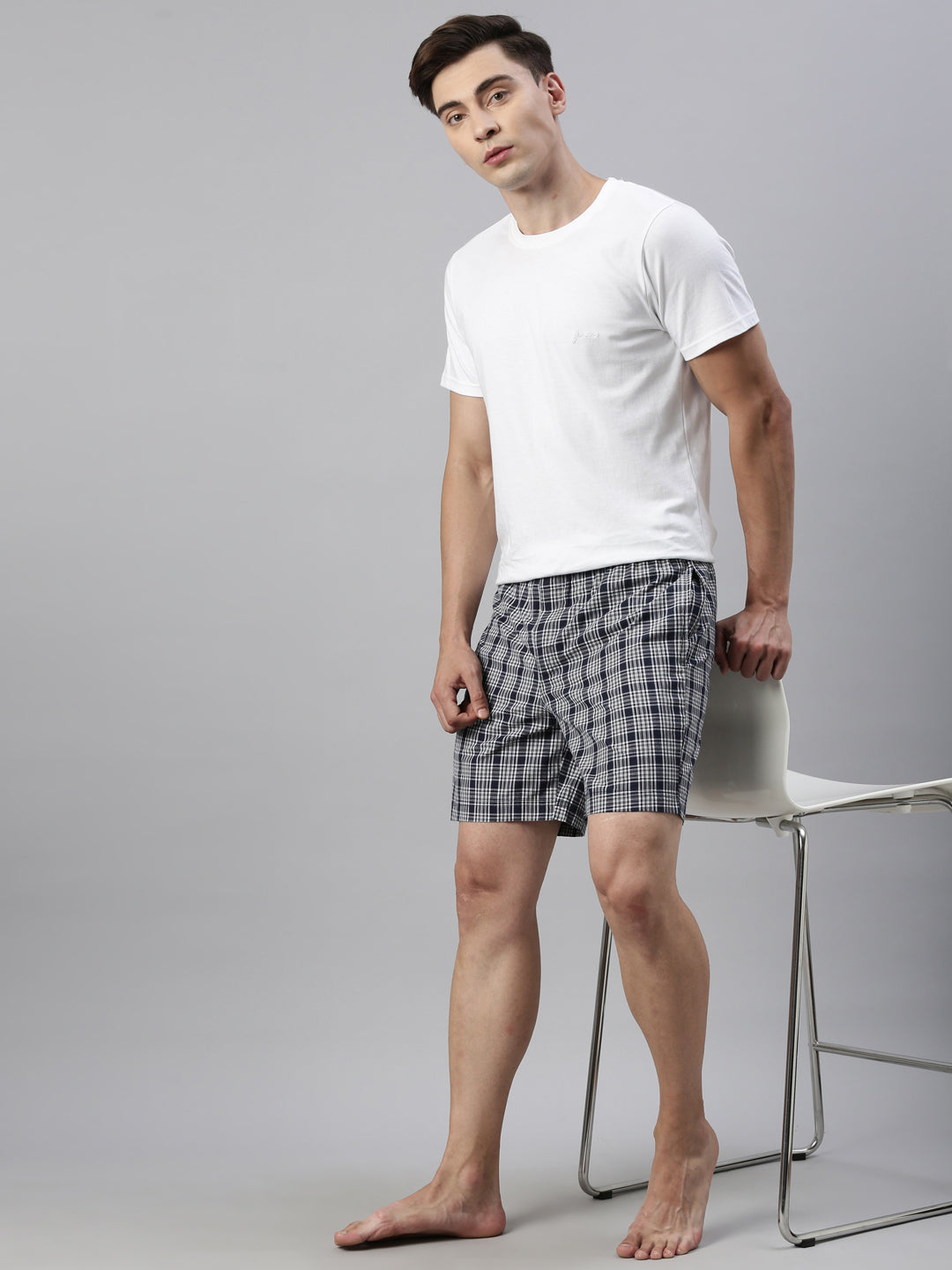 JOVEN MEN CHECKED PURE COTTON EASY SHORTS