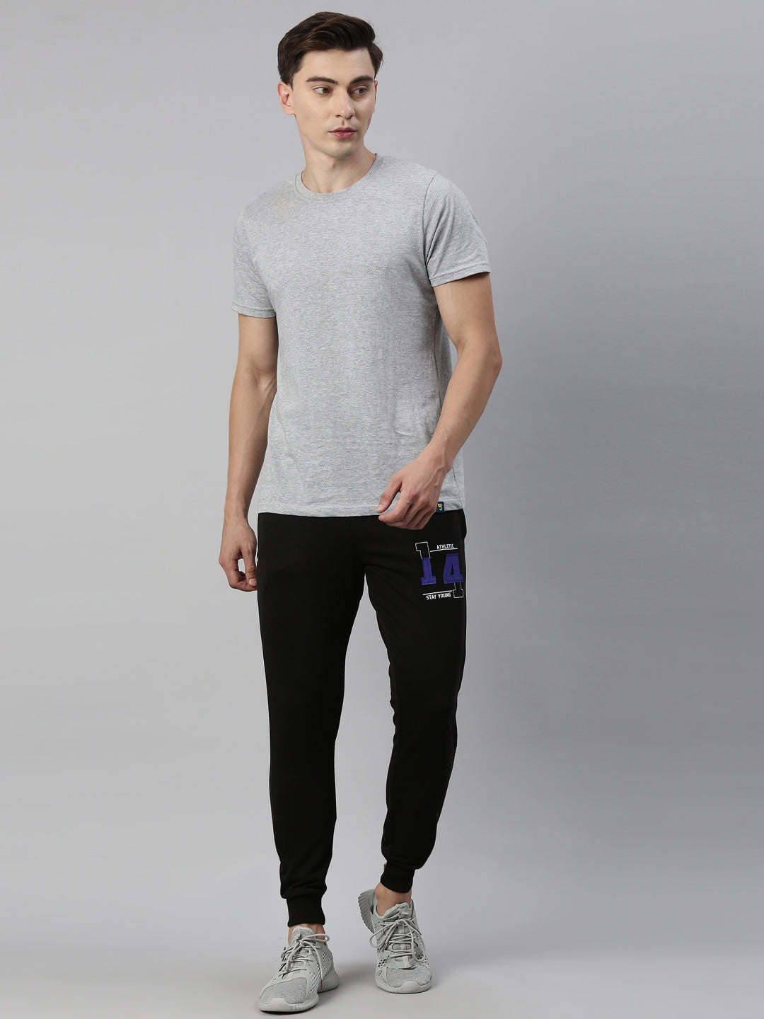 JOVEN MEN T-SHIRT AND JOGGER TRACKSUIT