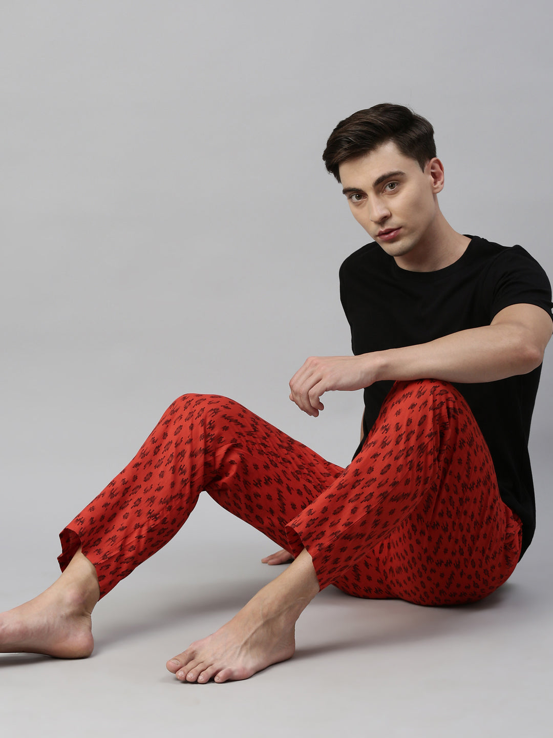 JOVEN MENS PRINTED LOUNGE SET