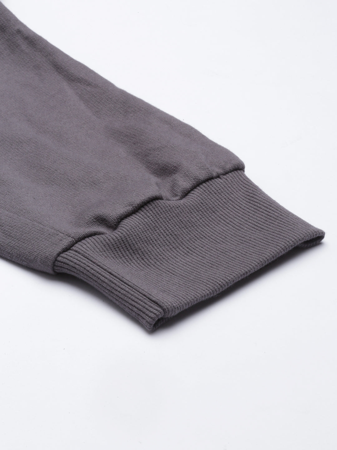 JOVEN MEN T-SHIRT AND JOGGER TRACKSUIT