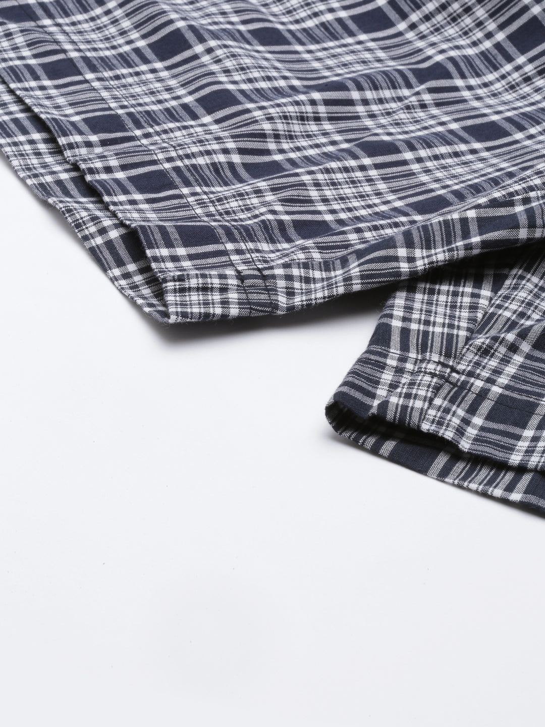 JOVEN MEN CHECKED PURE COTTON EASY SHORTS
