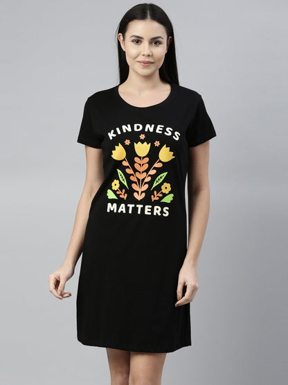 CURARE Women Printed Round Neck Black LongTees