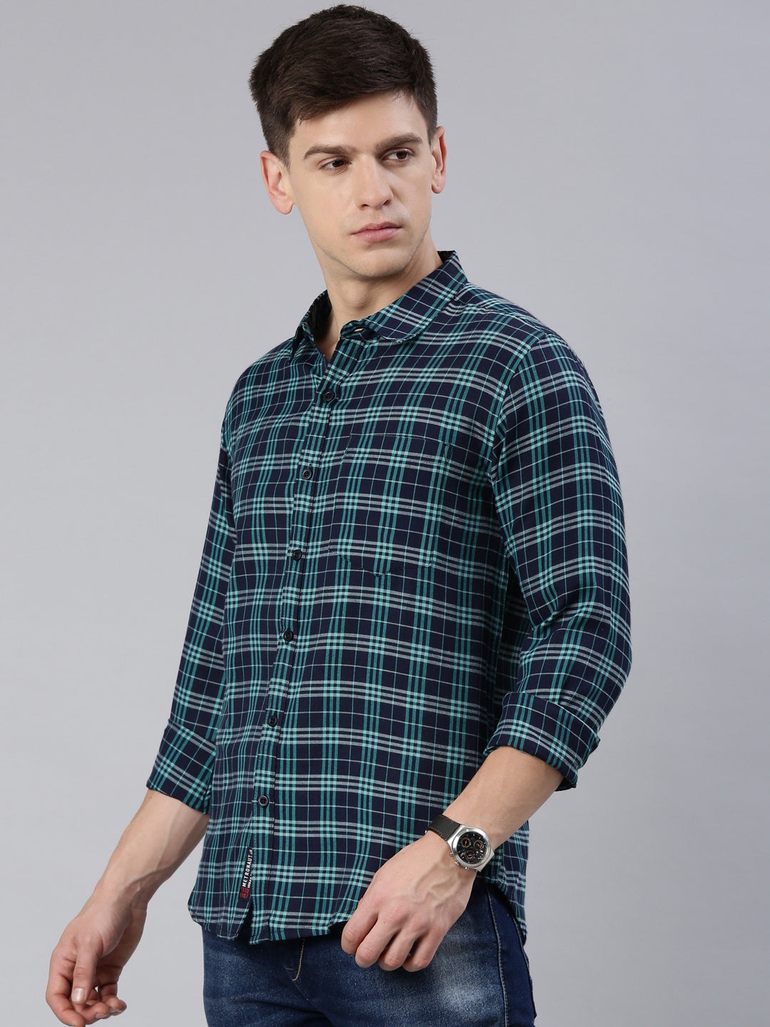 Men Navy Blue Checked Cotton Blend Casual Full Sleeve Shirt