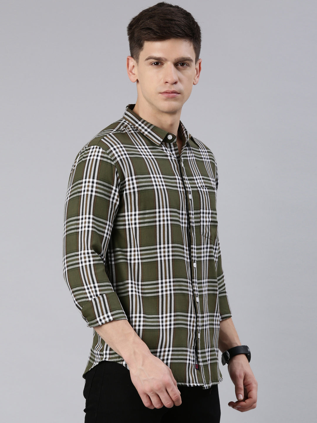 Men Green and White Checked Cotton Blend Casual Full Sleeve Shirt