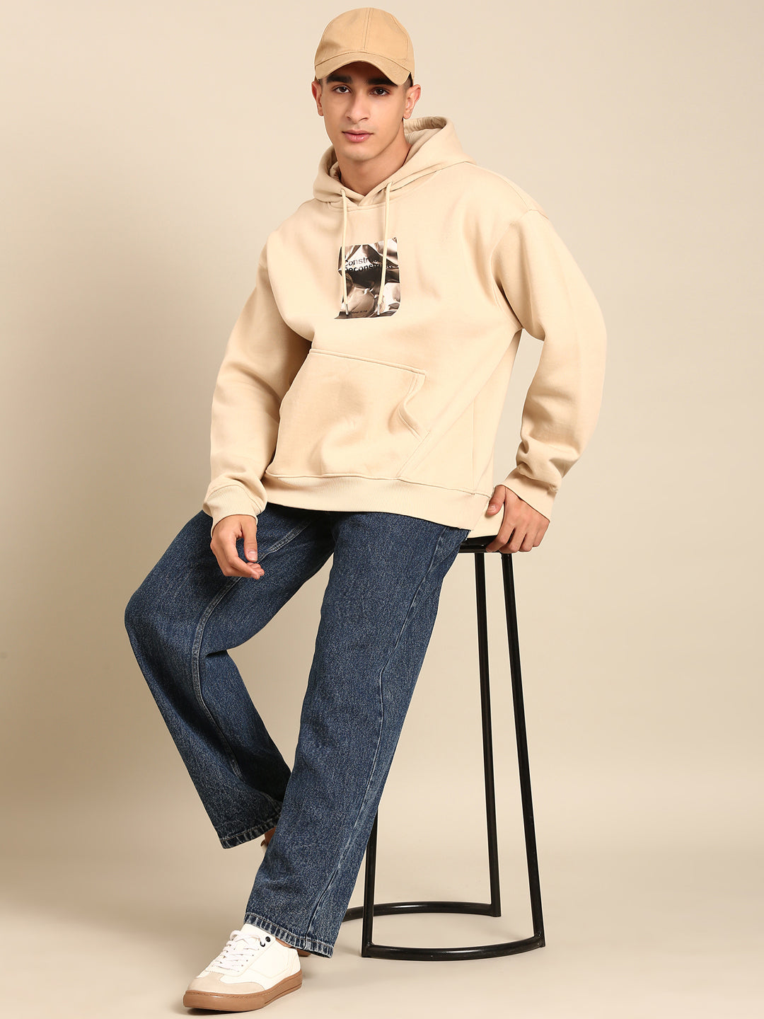 Men Printed Full Sleeve Hooded Sweatshirt