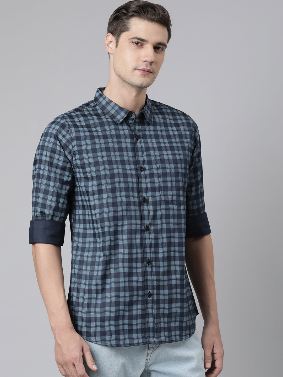 BROON Men Dark Blue Checkered Pure Cotton Full Sleeve Shirt