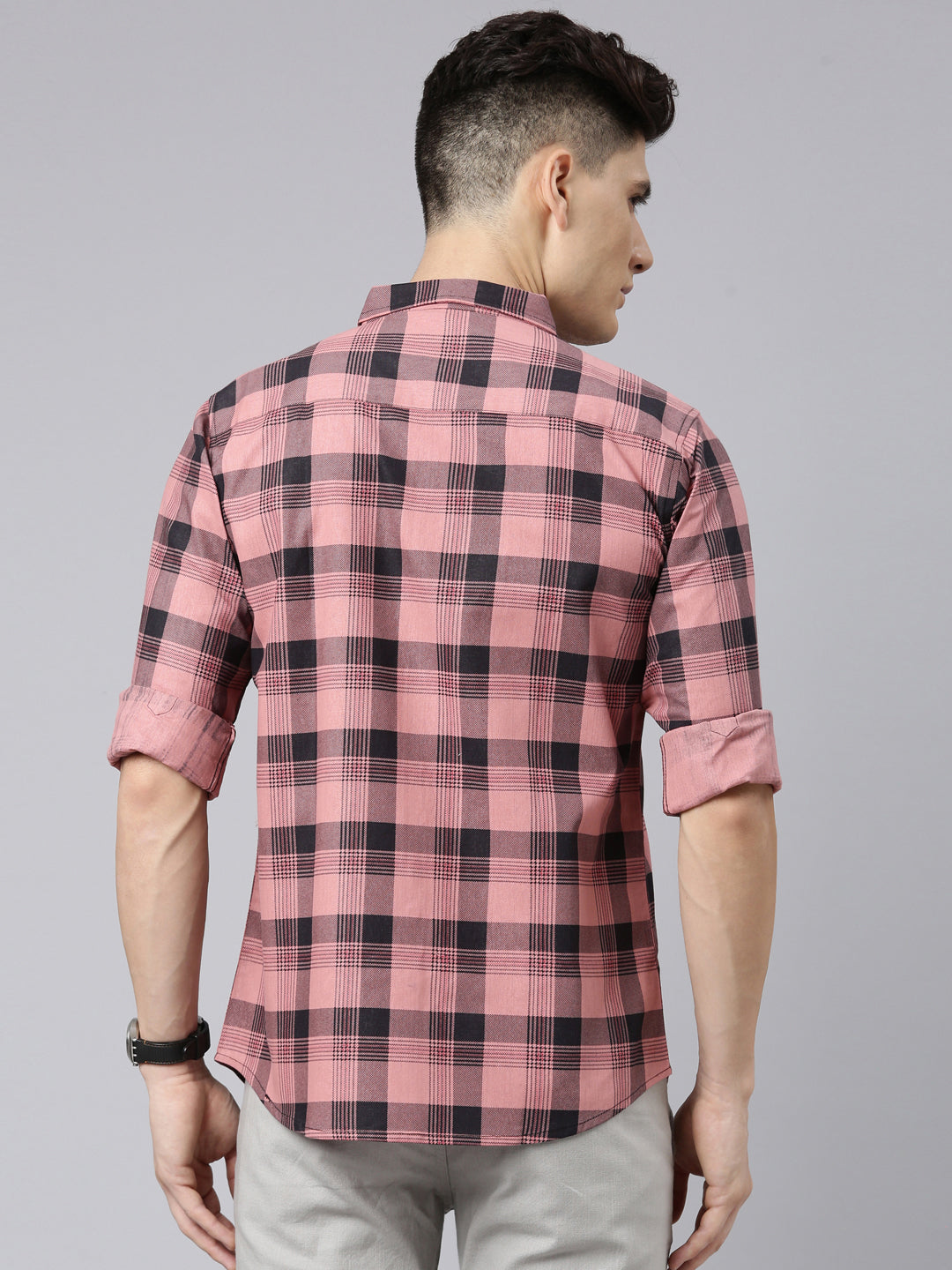 Men Pink And Black Checkered Pure Cotton Full Sleeve Casual Shirt