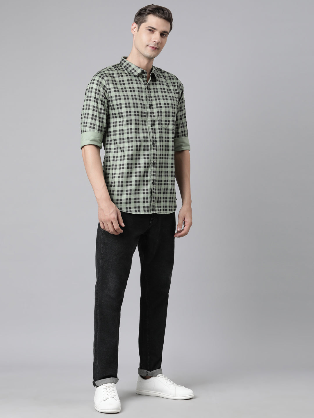 BROON Men Green And Black Checkered Pure Cotton Full Sleeve Shirt