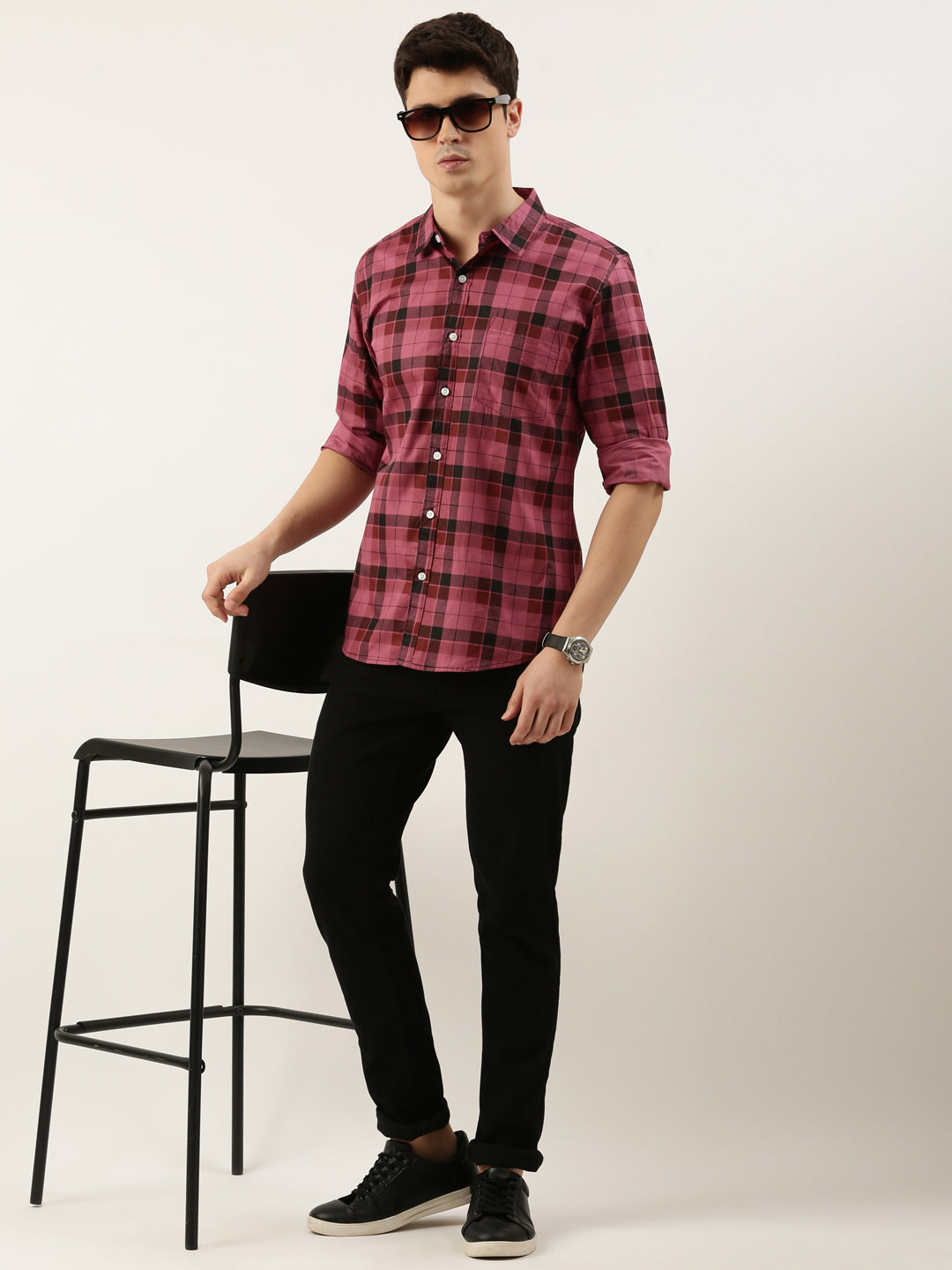 Men Dark Pink Checked Pure Cotton Full Sleeve Casual Shirt