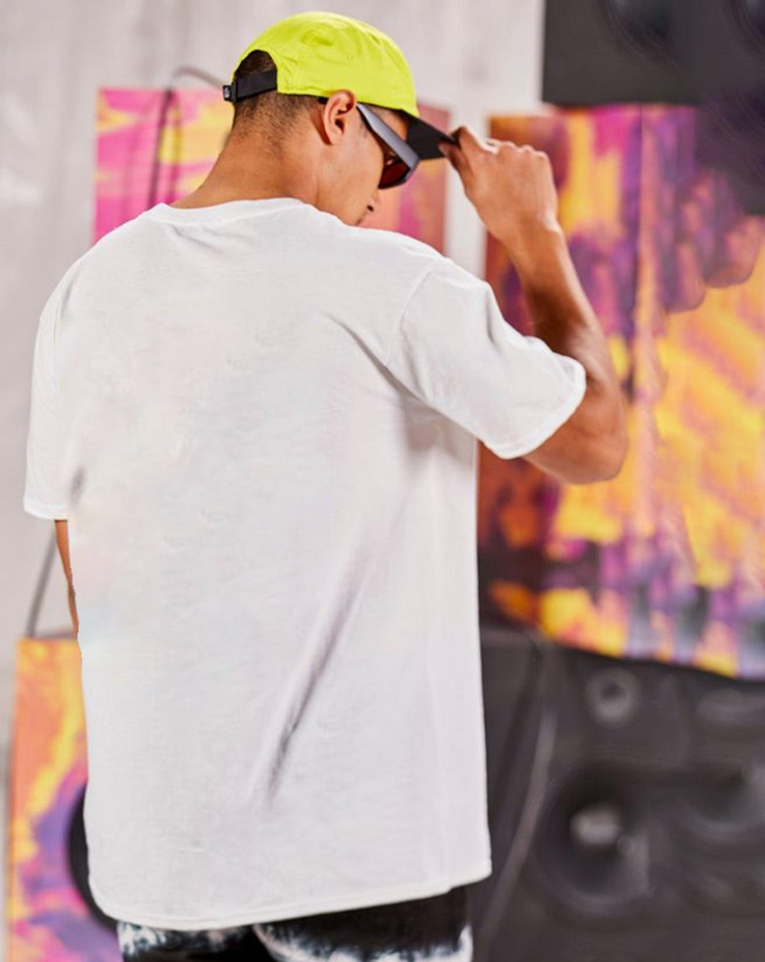 Broon Men Solid White Oversize Round Neck T-Shirt