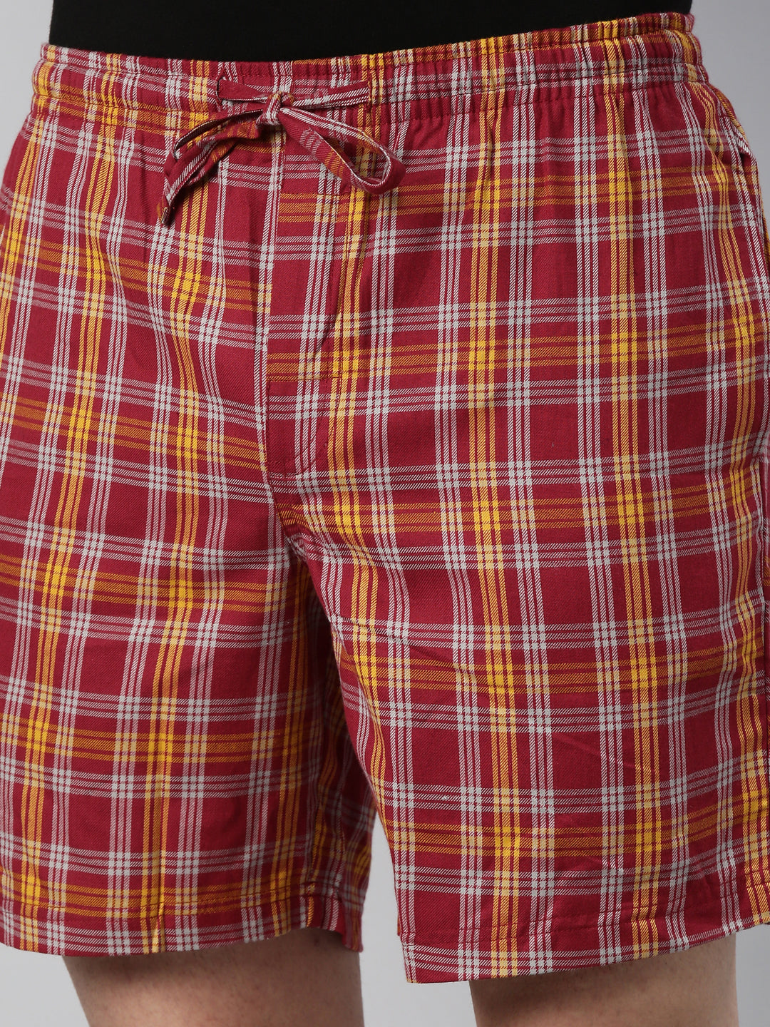 JOVEN MEN CHECKED PURE COTTON EASY SHORTS