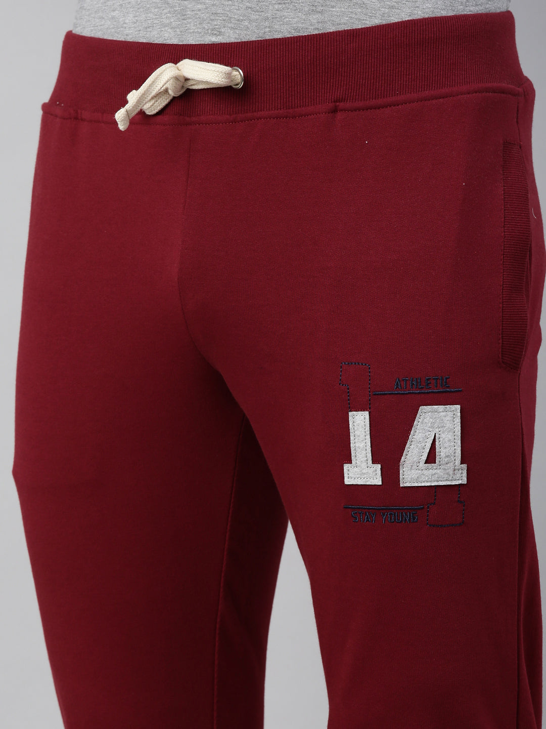 JOVEN MEN T-SHIRT AND JOGGER TRACKSUIT