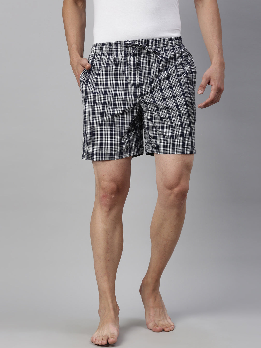 JOVEN MEN CHECKED PURE COTTON EASY SHORTS
