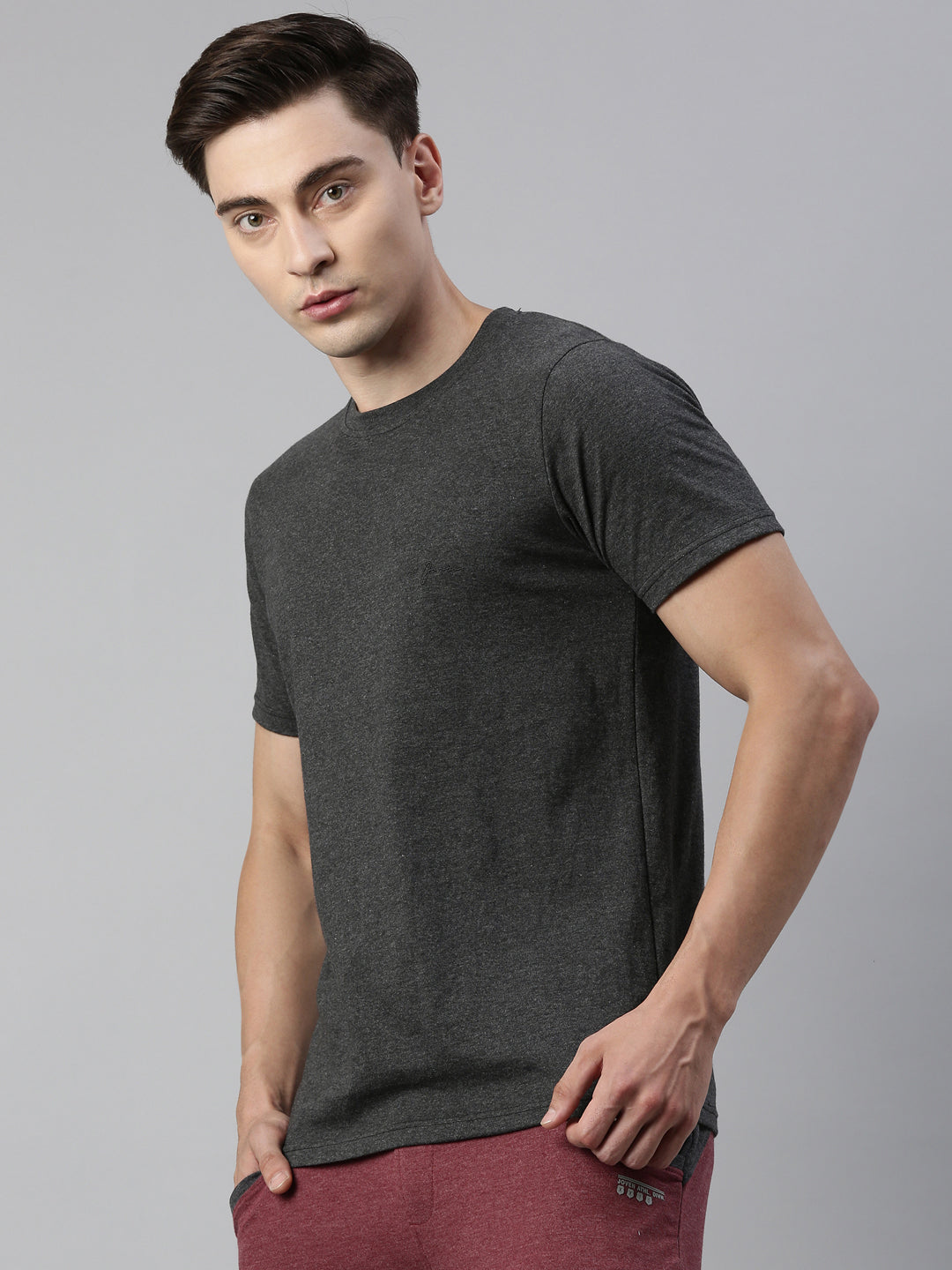 JOVEN ALL PURPOSE ROUND NECK T-SHIRT