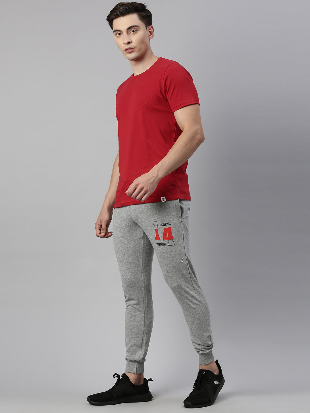JOVEN MEN T-SHIRT AND JOGGER TRACKSUIT