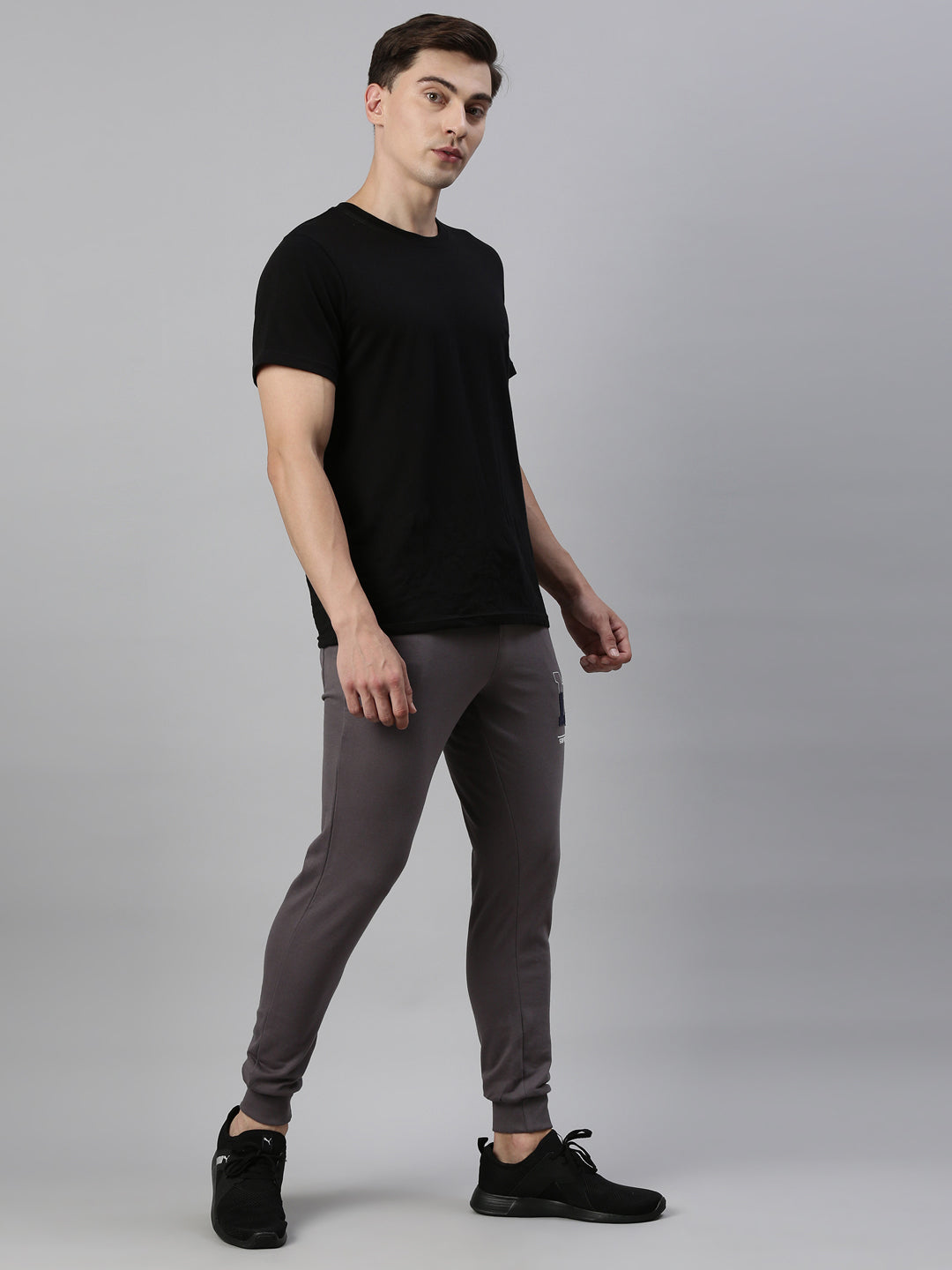 JOVEN MEN T-SHIRT AND JOGGER TRACKSUIT