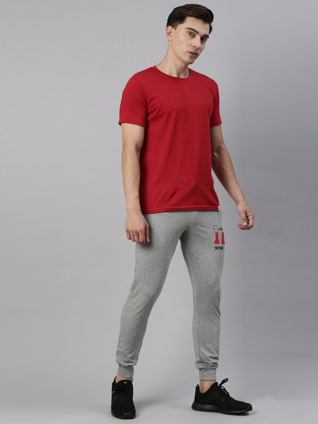 JOVEN MEN T-SHIRT AND JOGGER TRACKSUIT