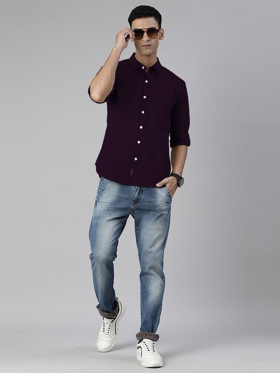 Men's Wine Solid Full Sleeve Slim Fit Casual Shirt
