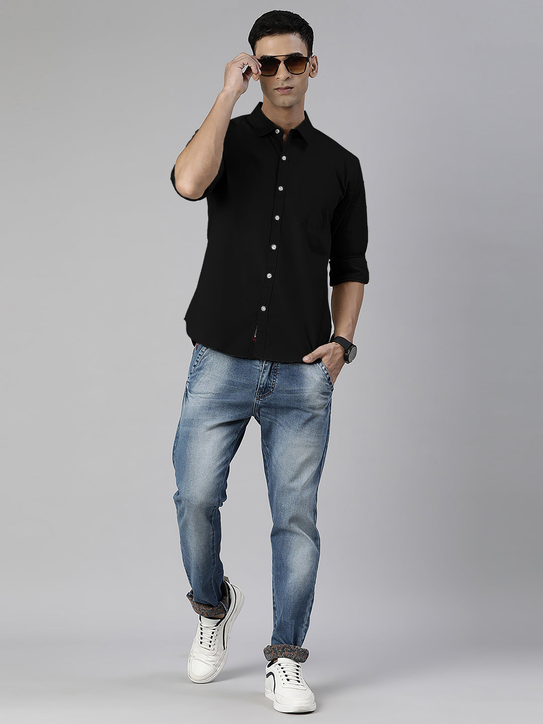 Men's Black Solid Full Sleeve Slim Fit Casual Shirt