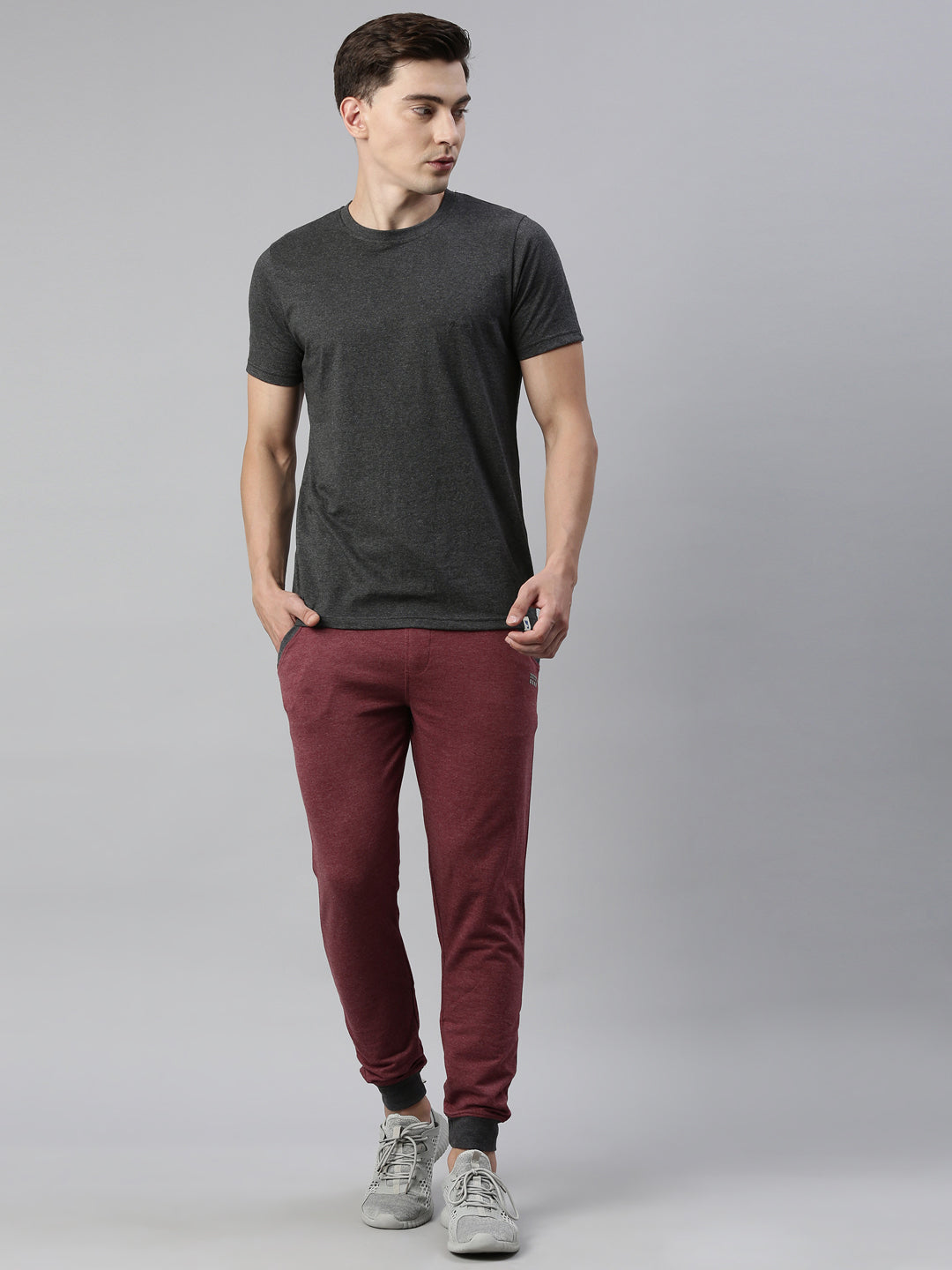 JOVEN ALL PURPOSE ROUND NECK T-SHIRT