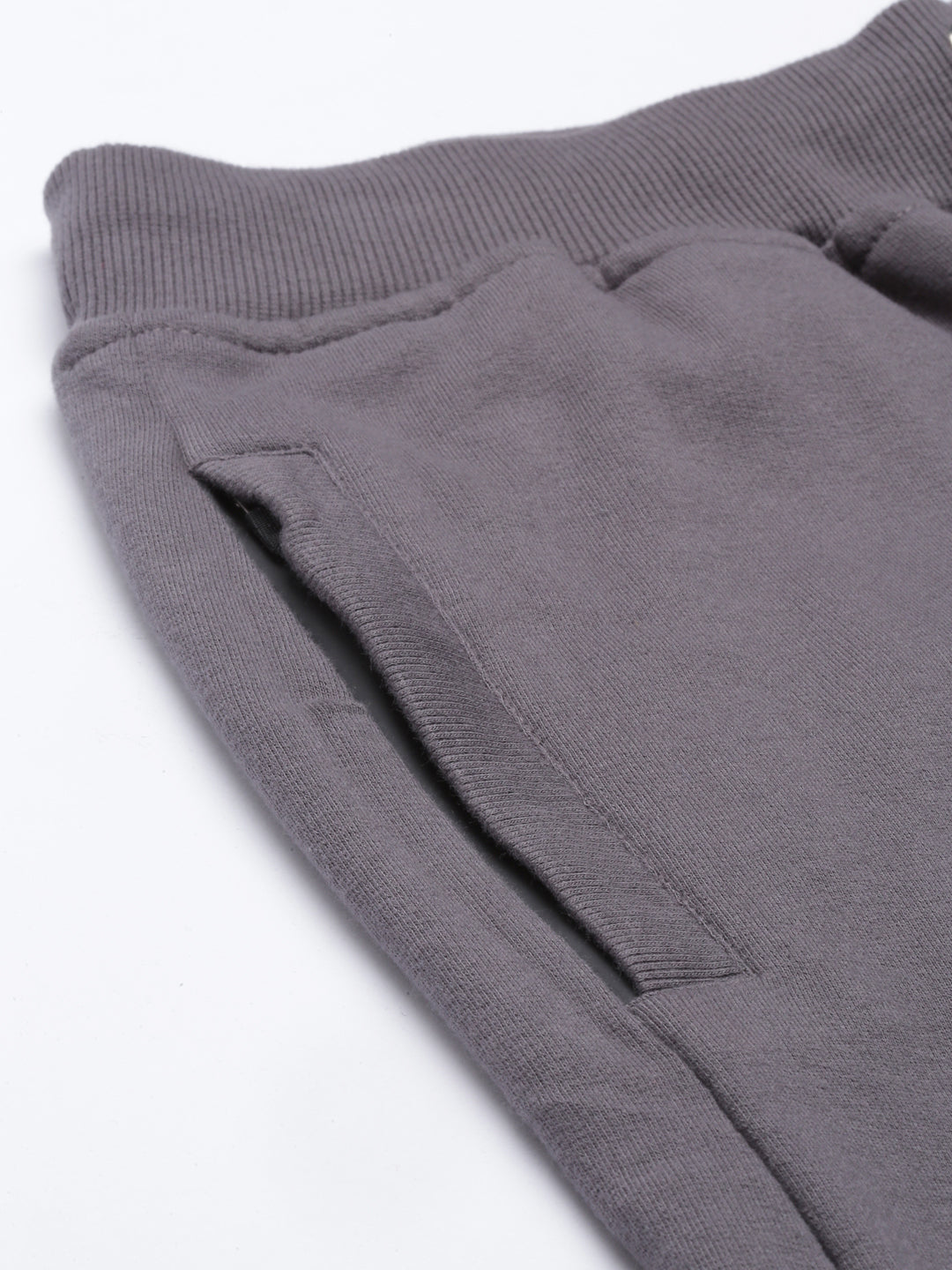 JOVEN MEN T-SHIRT AND JOGGER TRACKSUIT
