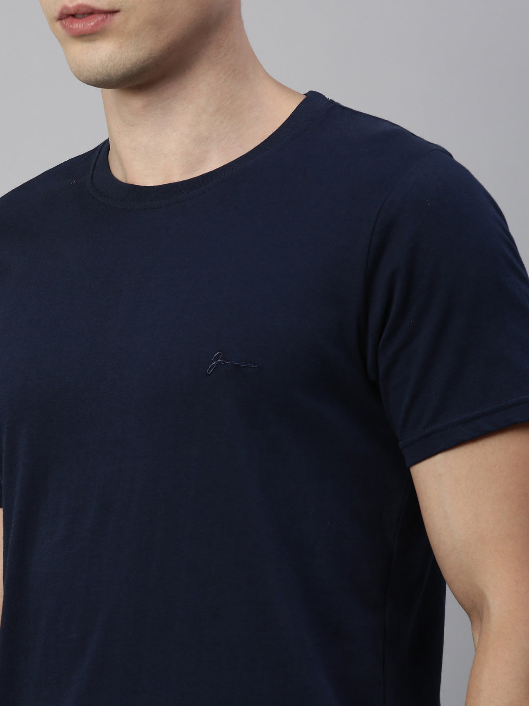 JOVEN MEN T-SHIRT AND JOGGER TRACKSUIT